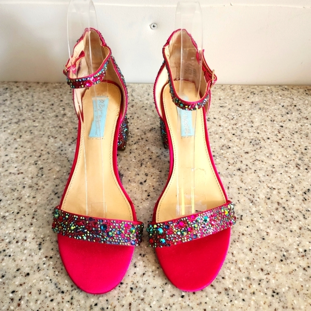 Betsey Johnson Mari Rhinestone Fushia Sandal Size 6.5